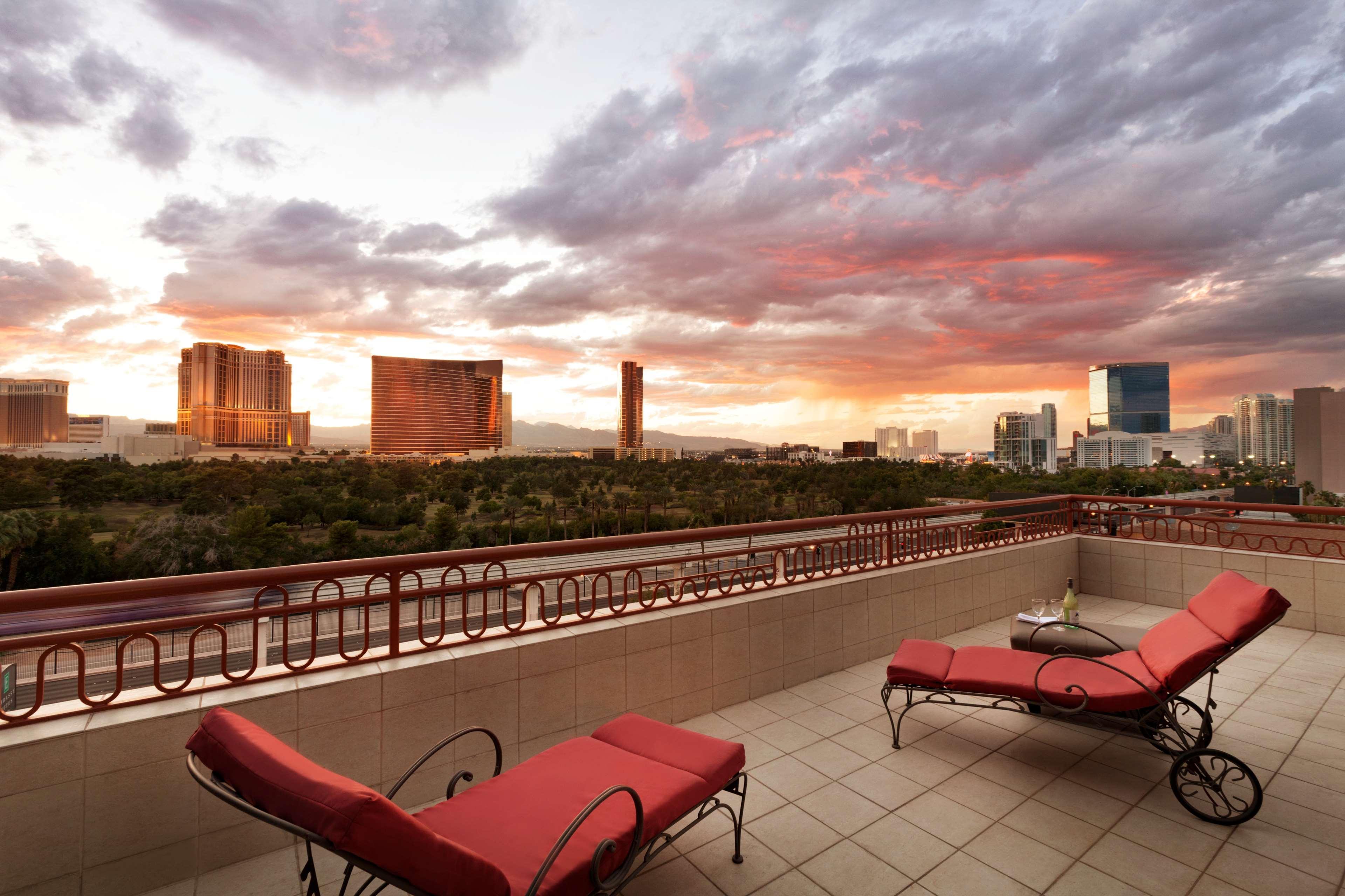 Embassy Suites By Hilton Convention Center Las Vegas Buitenkant foto