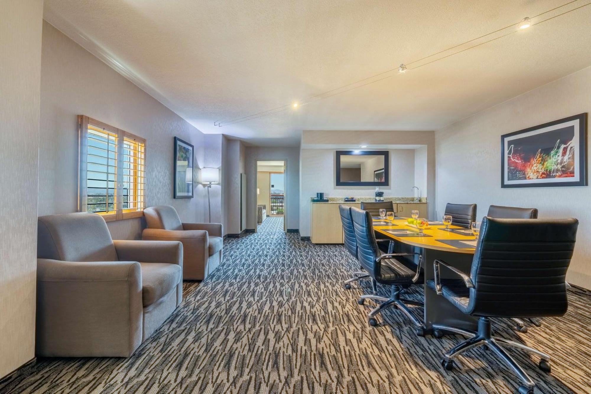 Embassy Suites By Hilton Convention Center Las Vegas Buitenkant foto